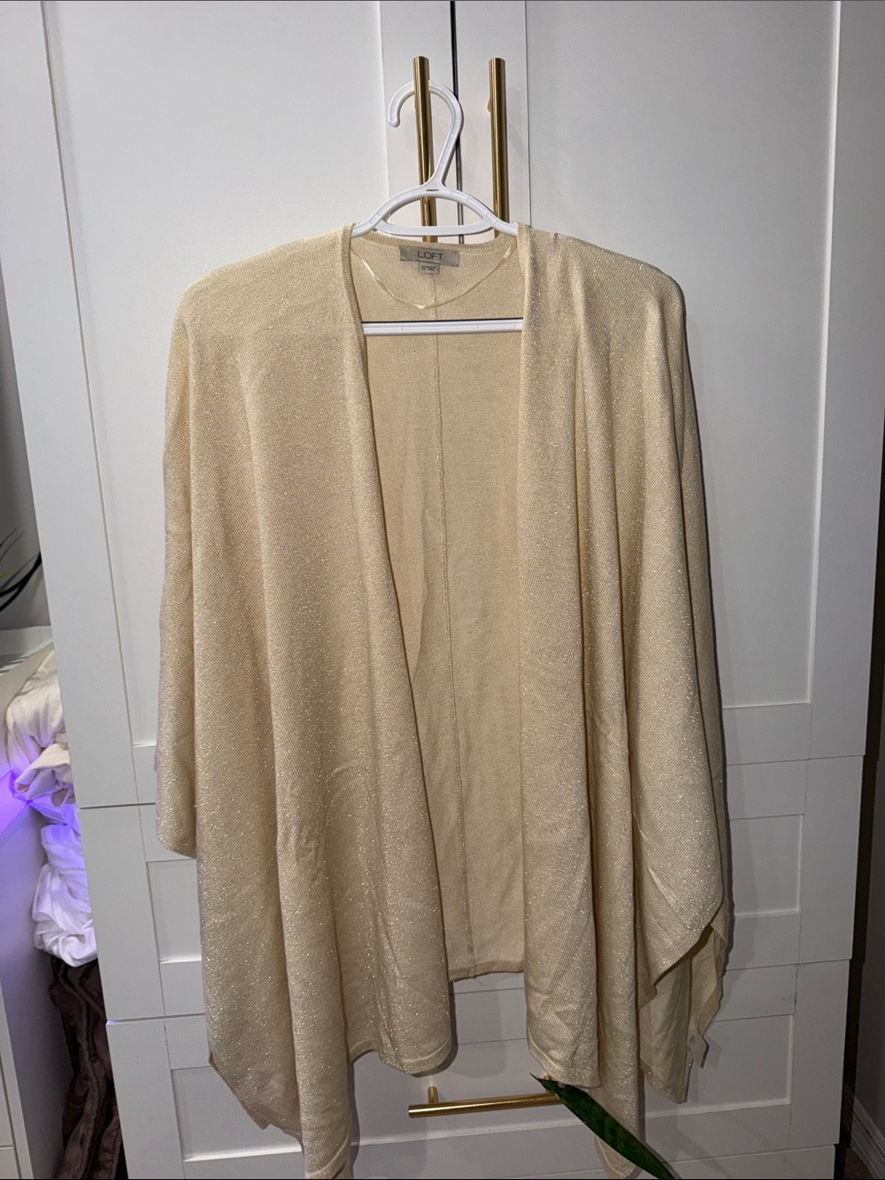 LOFT Light Cream Open-Front Poncho Shrug